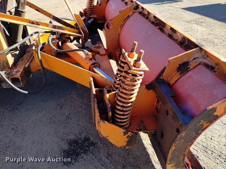 image for item DV6595 1984 International  1954 dump truck