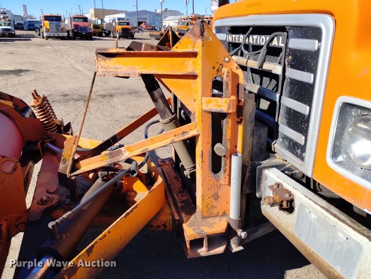 image for item DV6595 1984 International  1954 dump truck