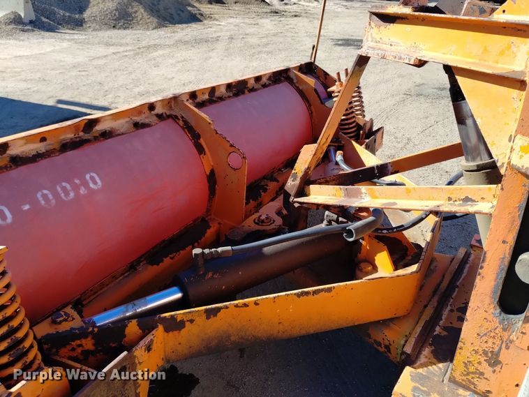 image for item DV6595 1984 International  1954 dump truck