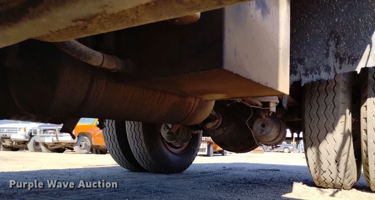 image for item DV6595 1984 International  1954 dump truck