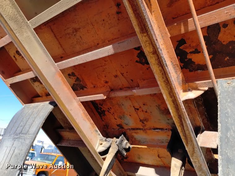 image for item DV6595 1984 International  1954 dump truck