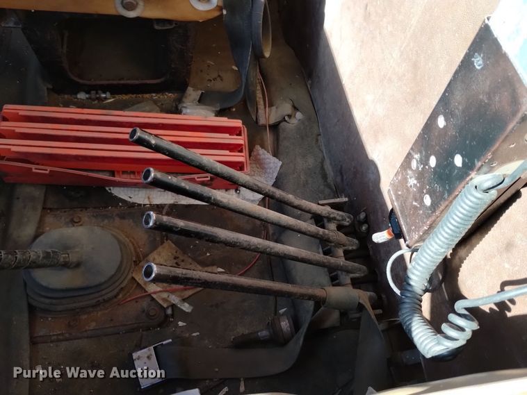 image for item DV6595 1984 International  1954 dump truck