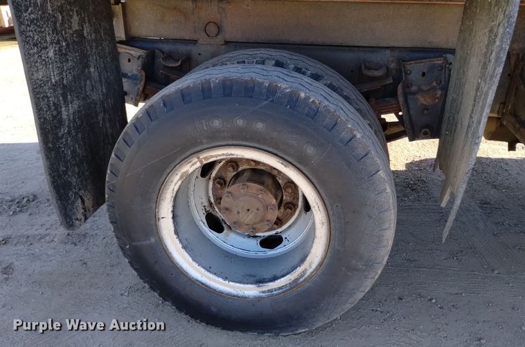 image for item DV6595 1984 International  1954 dump truck