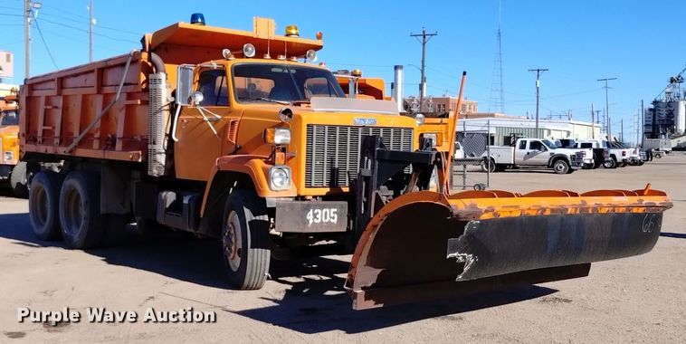 image for item DV6599 1989 GMC Brigadier dump truck