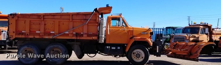 image for item DV6599 1989 GMC Brigadier dump truck