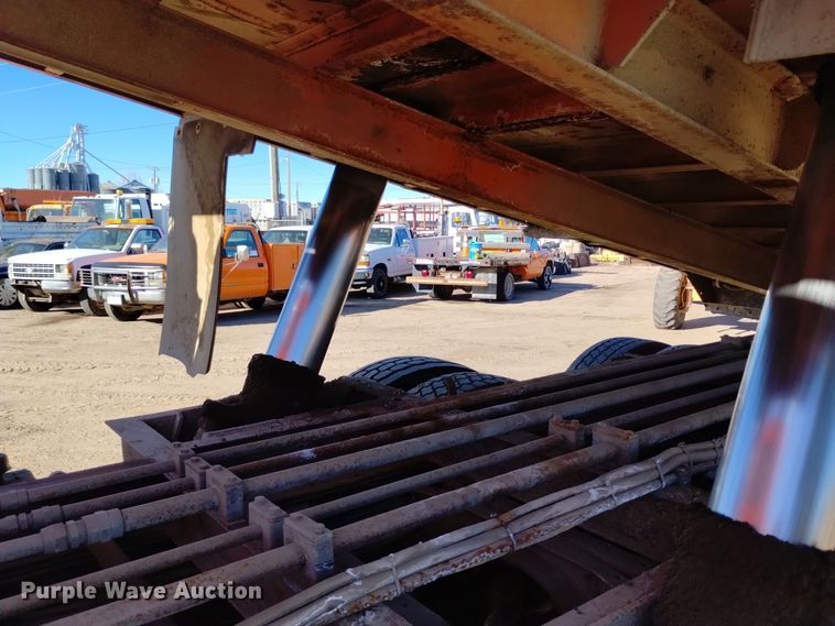 image for item DV6599 1989 GMC Brigadier dump truck