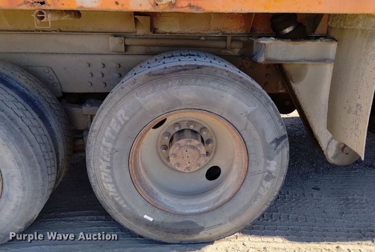 image for item DV6599 1989 GMC Brigadier dump truck