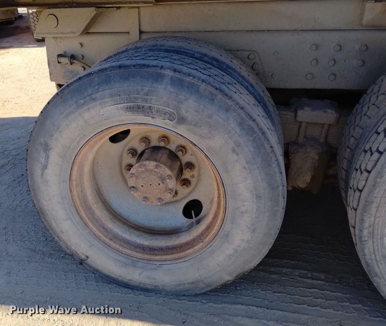 image for item DV6599 1989 GMC Brigadier dump truck