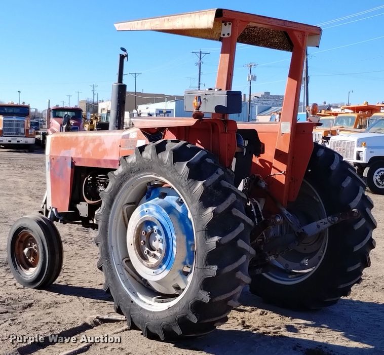 image for item DV6604 1977 Massey Ferguson  285 tractor