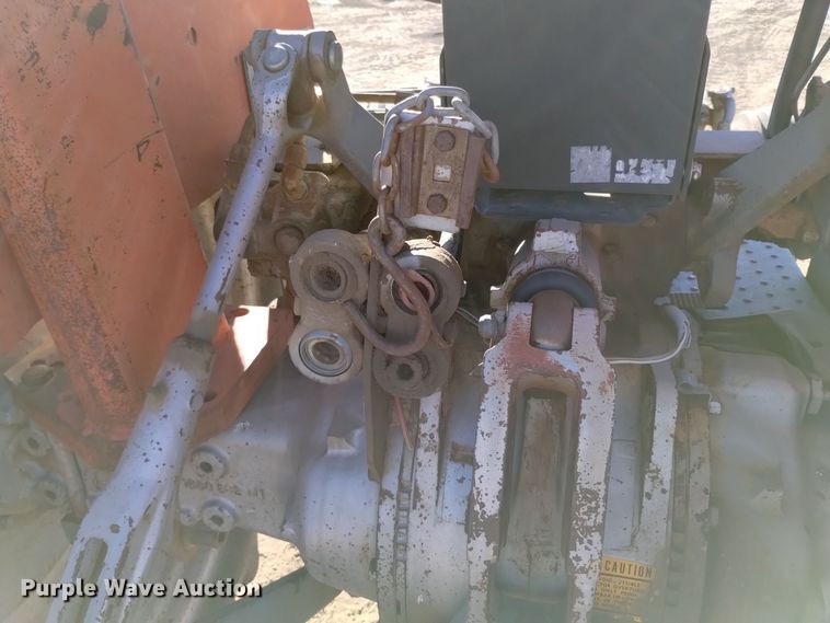 image for item DV6604 1977 Massey Ferguson  285 tractor