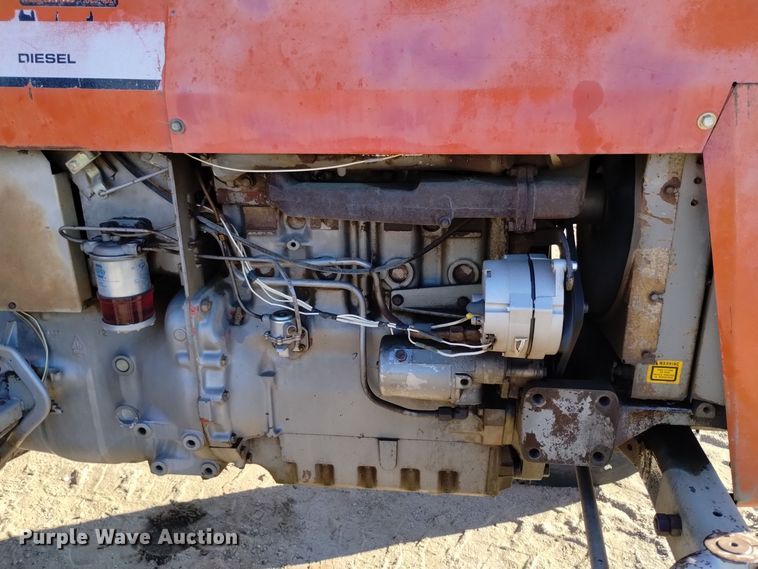 image for item DV6604 1977 Massey Ferguson  285 tractor