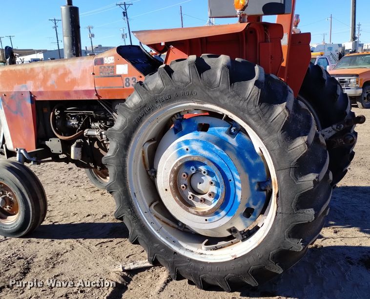 image for item DV6604 1977 Massey Ferguson  285 tractor