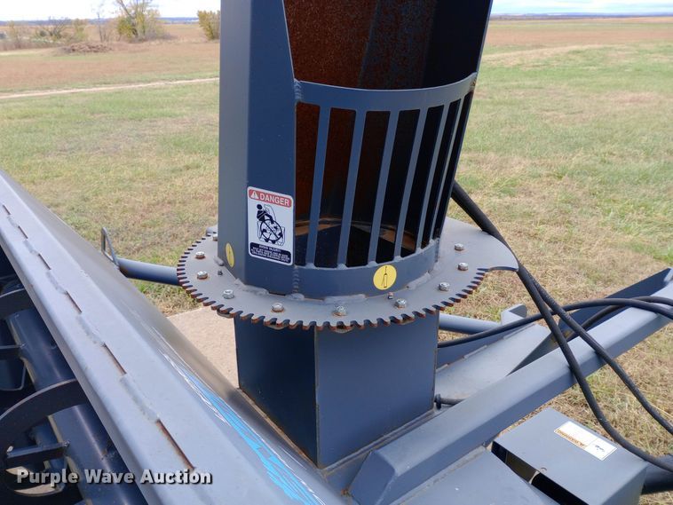 image for item DW0844 Loftness 1082HHH8 snow blower