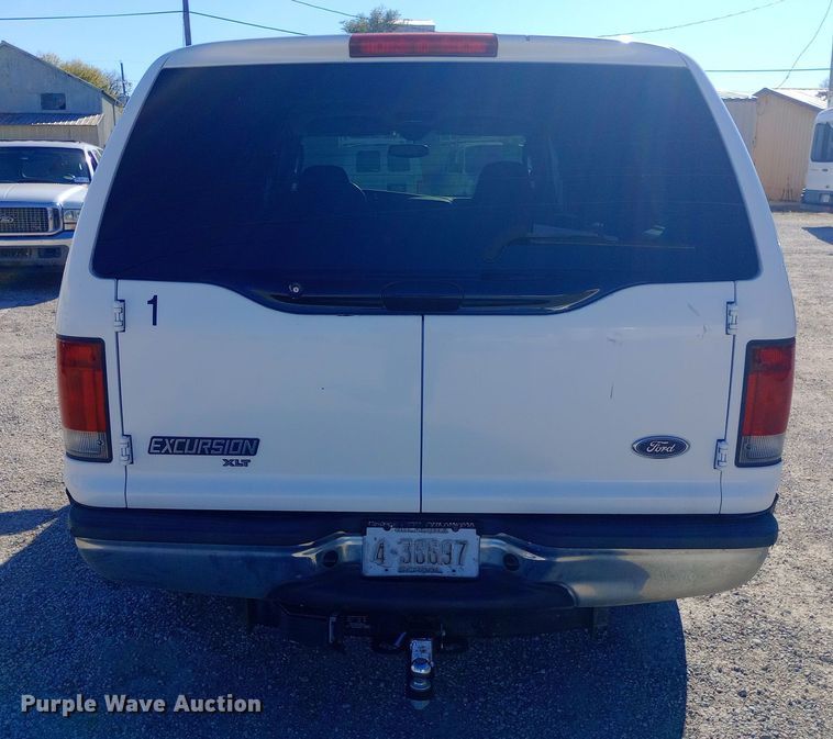 image for item DW0897 2003 Ford Excursion SUV