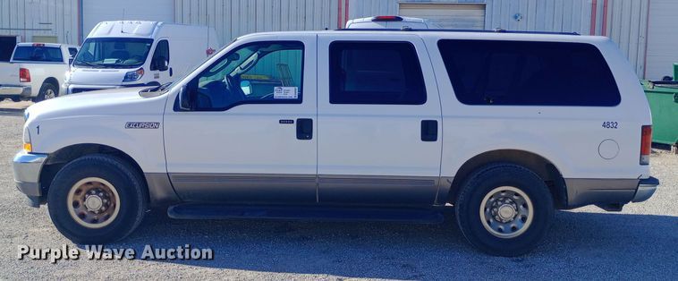 image for item DW0897 2003 Ford Excursion SUV