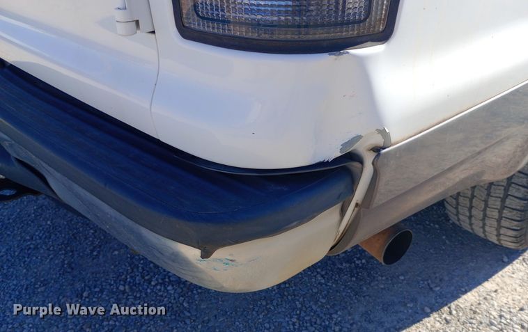 image for item DW0897 2003 Ford Excursion SUV