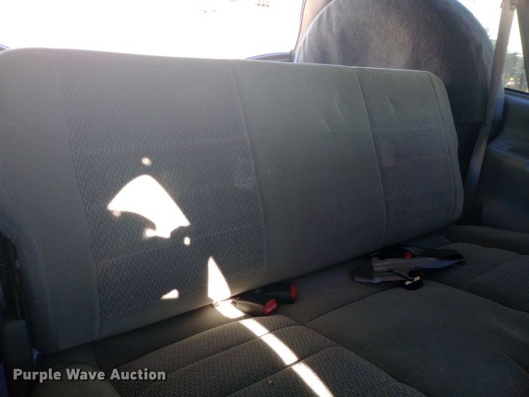 image for item DW0897 2003 Ford Excursion SUV