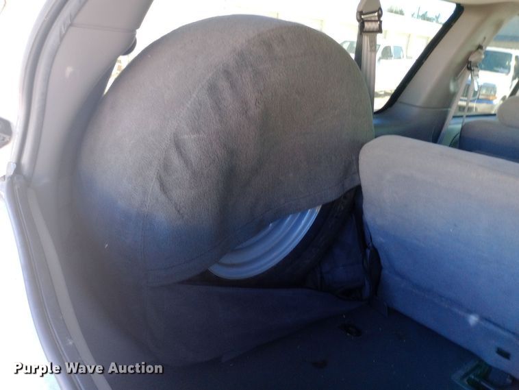 image for item DW0897 2003 Ford Excursion SUV