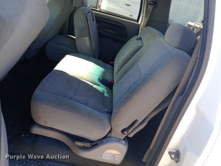 image for item DW0897 2003 Ford Excursion SUV