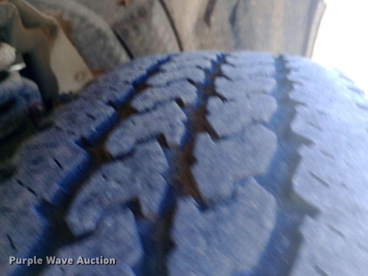 image for item DW0897 2003 Ford Excursion SUV