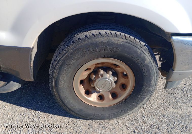 image for item DW0897 2003 Ford Excursion SUV