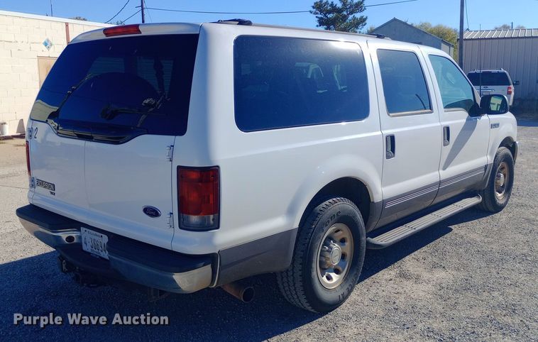image for item DW0900 2003 Ford  Excursion SUV