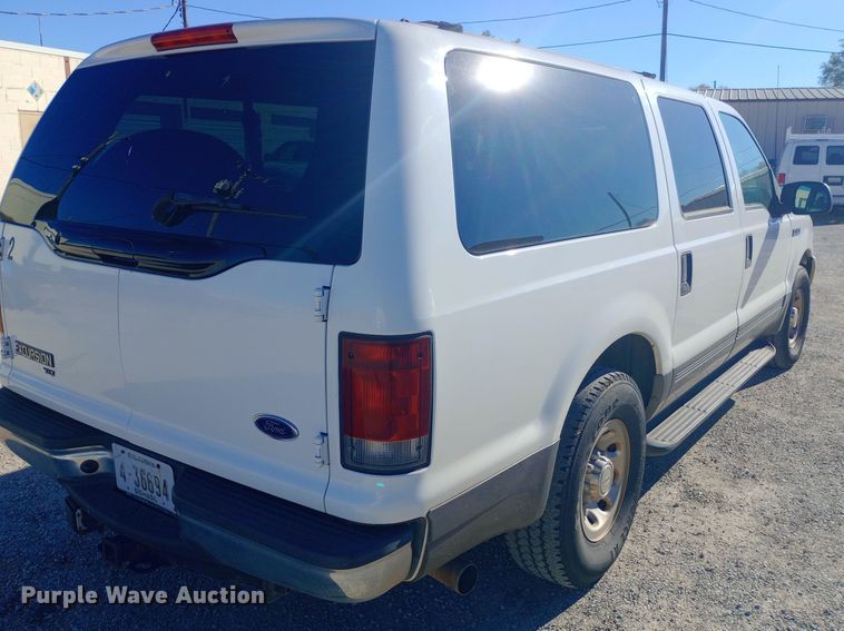image for item DW0900 2003 Ford  Excursion SUV