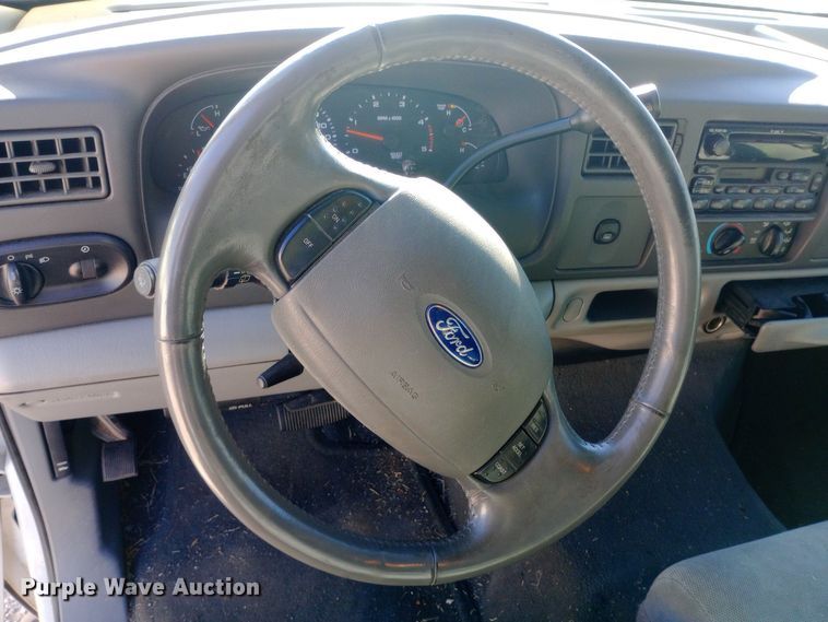 image for item DW0900 2003 Ford  Excursion SUV