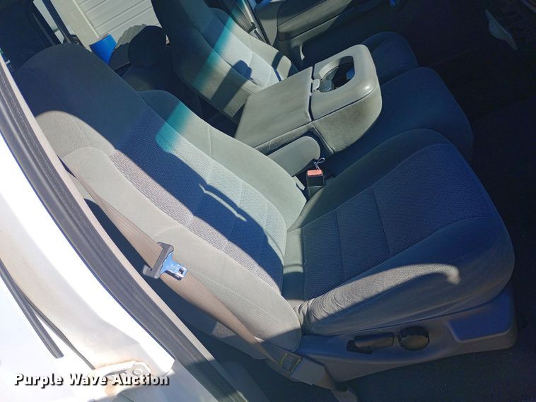 image for item DW0900 2003 Ford  Excursion SUV