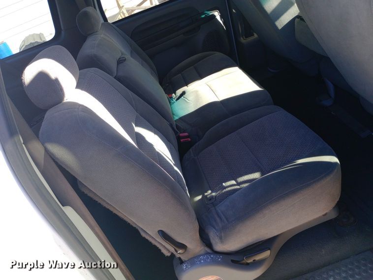 image for item DW0900 2003 Ford  Excursion SUV
