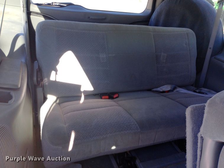 image for item DW0900 2003 Ford  Excursion SUV