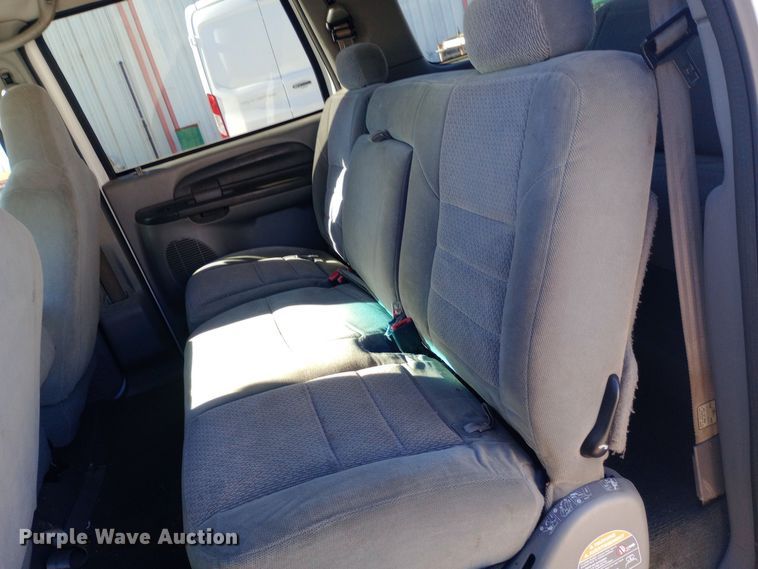 image for item DW0900 2003 Ford  Excursion SUV