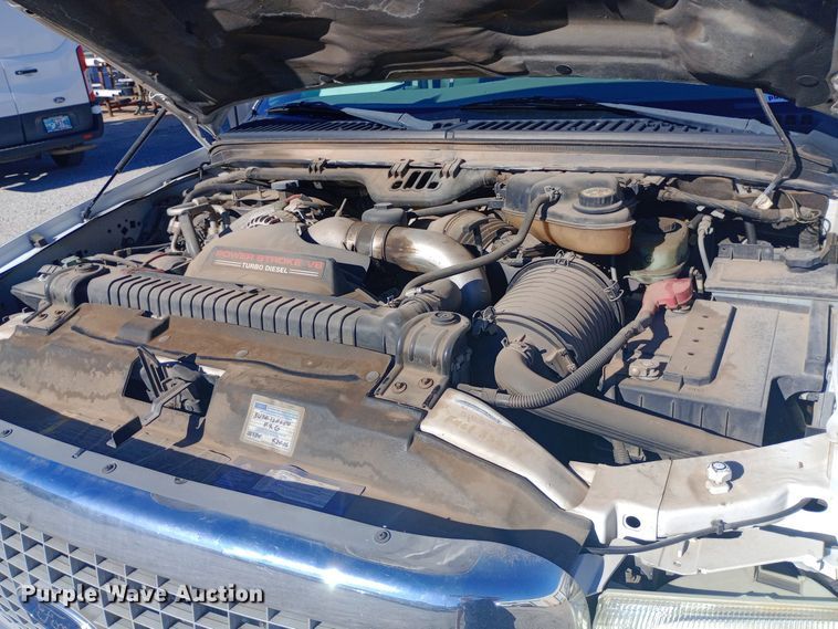 image for item DW0900 2003 Ford  Excursion SUV