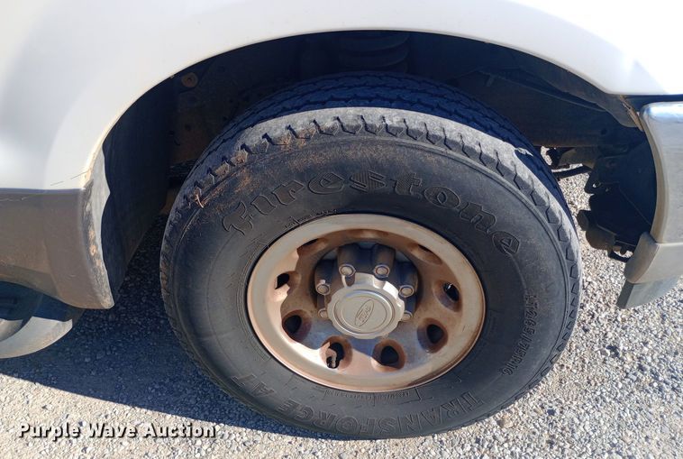 image for item DW0900 2003 Ford  Excursion SUV