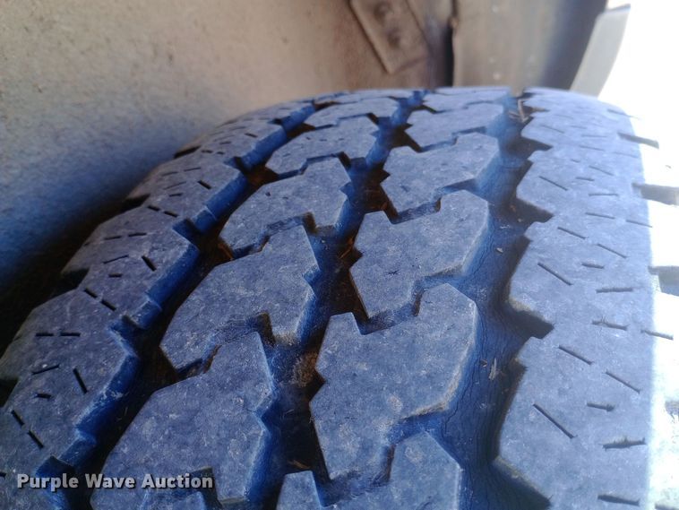 image for item DW0900 2003 Ford  Excursion SUV