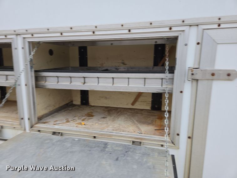 image for item DX1501 2005 Chevrolet Express delivery van