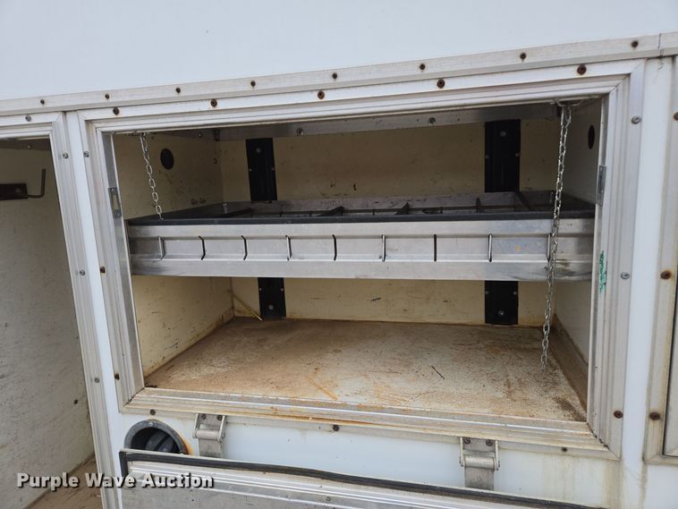 image for item DX1501 2005 Chevrolet Express delivery van