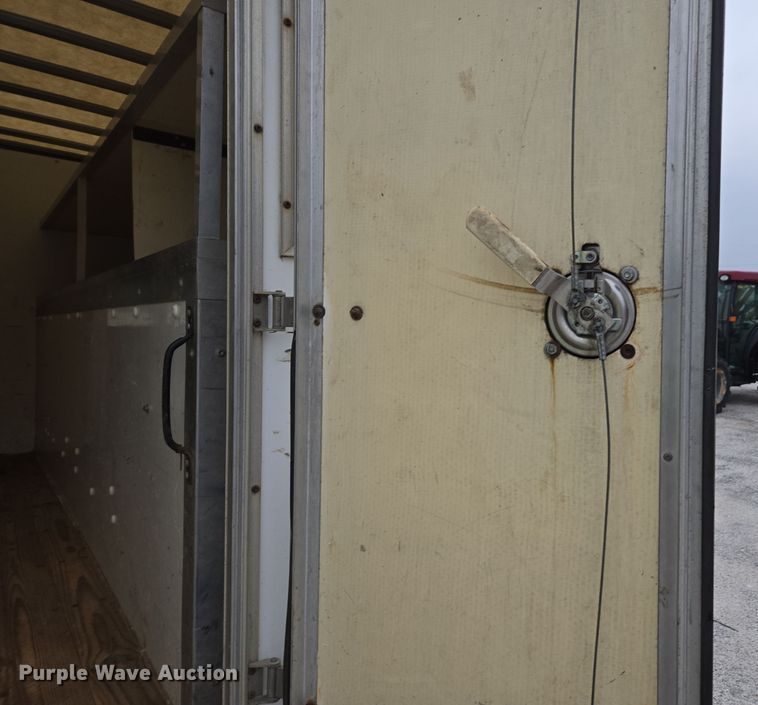 image for item DX1501 2005 Chevrolet Express delivery van