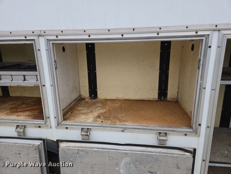 image for item DX1501 2005 Chevrolet Express delivery van