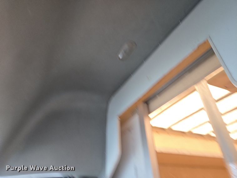 image for item DX1501 2005 Chevrolet Express delivery van