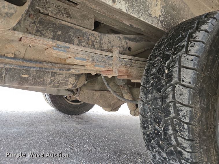 image for item DX1501 2005 Chevrolet Express delivery van