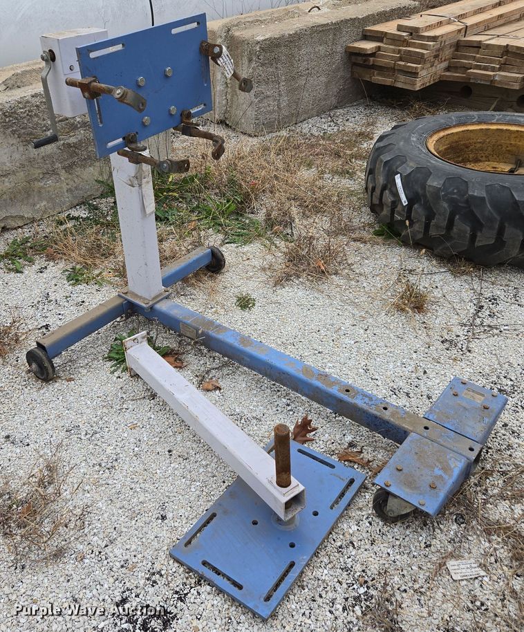 image for item DX1511 OTC Engine stand