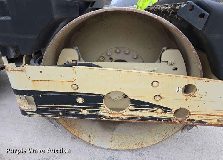 image for item DX1595 2006 Ingersol Rand DD-118HF double drum vibratory roller