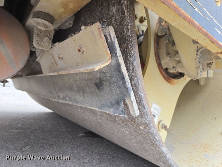 image for item DX1595 2006 Ingersol Rand DD-118HF double drum vibratory roller