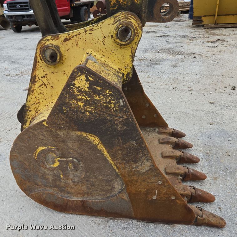 image for item DX1602 John Deere 690D excavator
