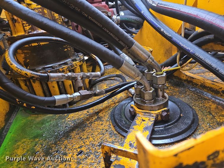 image for item DX1602 John Deere 690D excavator