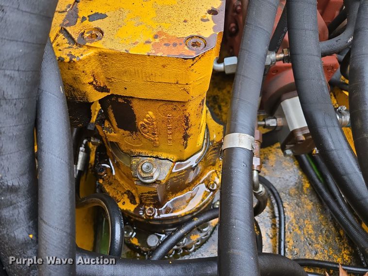 image for item DX1602 John Deere 690D excavator