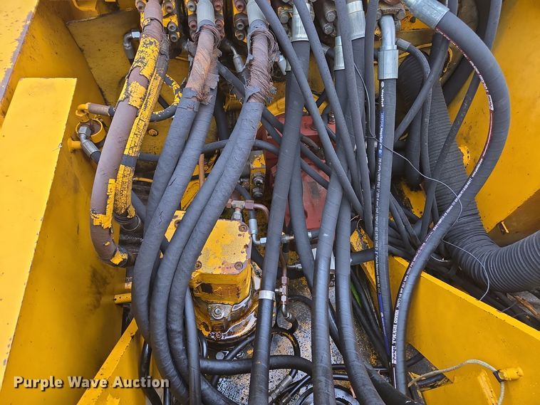 image for item DX1602 John Deere 690D excavator