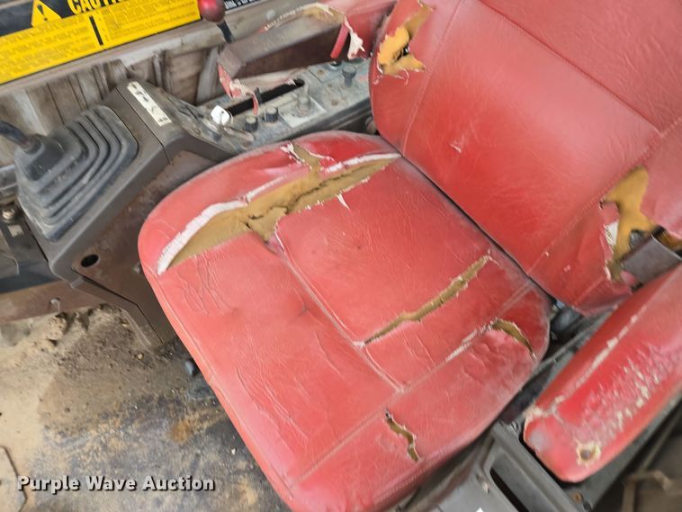 image for item DX1602 John Deere 690D excavator