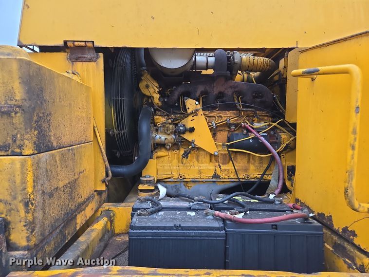 image for item DX1602 John Deere 690D excavator